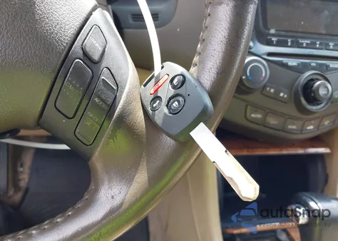 2005 Honda Accord 2.4 Ex from USA, damaged, VIN 1HGCM56885A041927